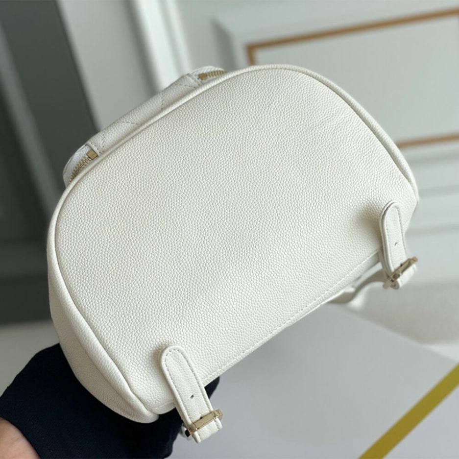 Ch*el  caviar backpack