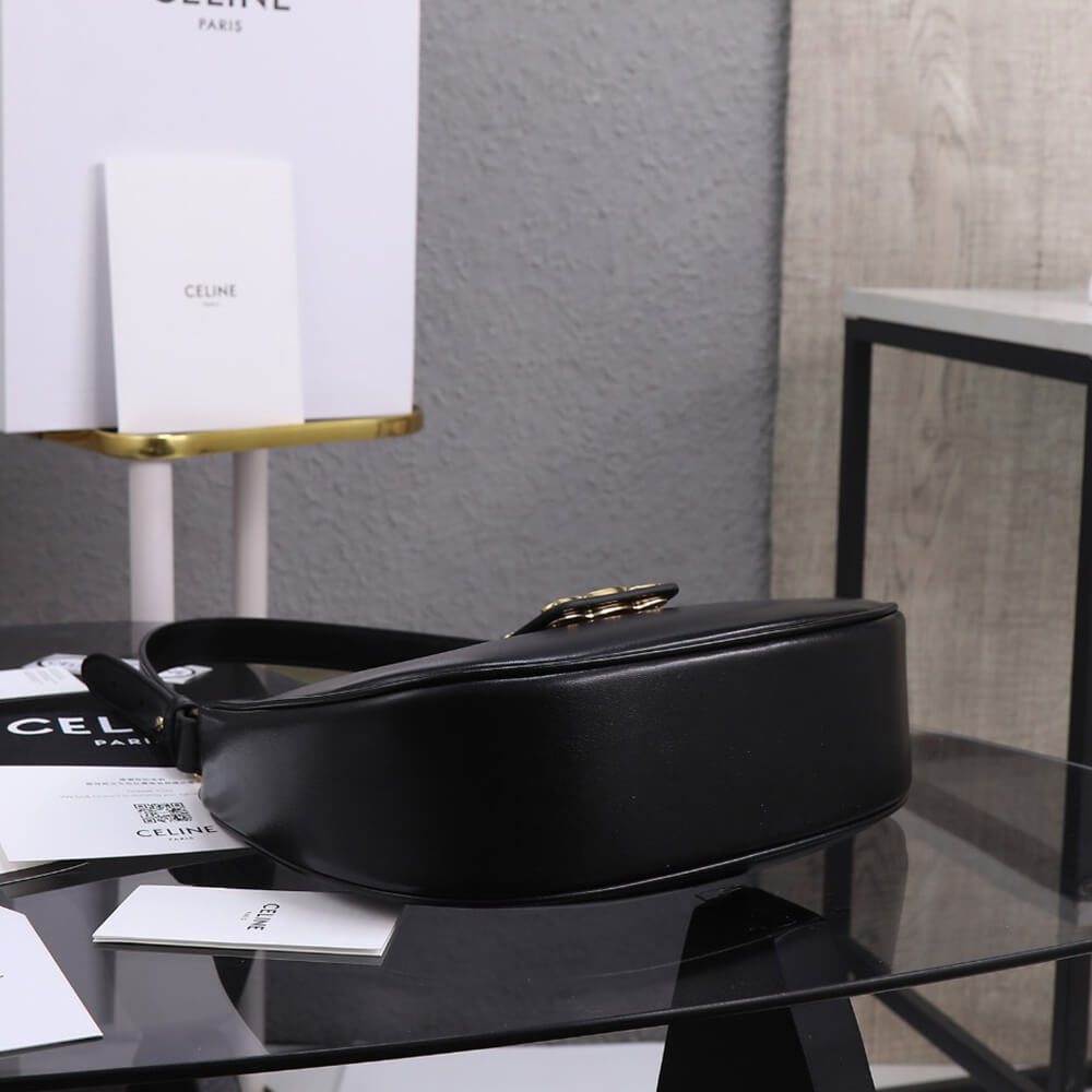 Ce**e medium ava triomphe bag in smooth calfskin