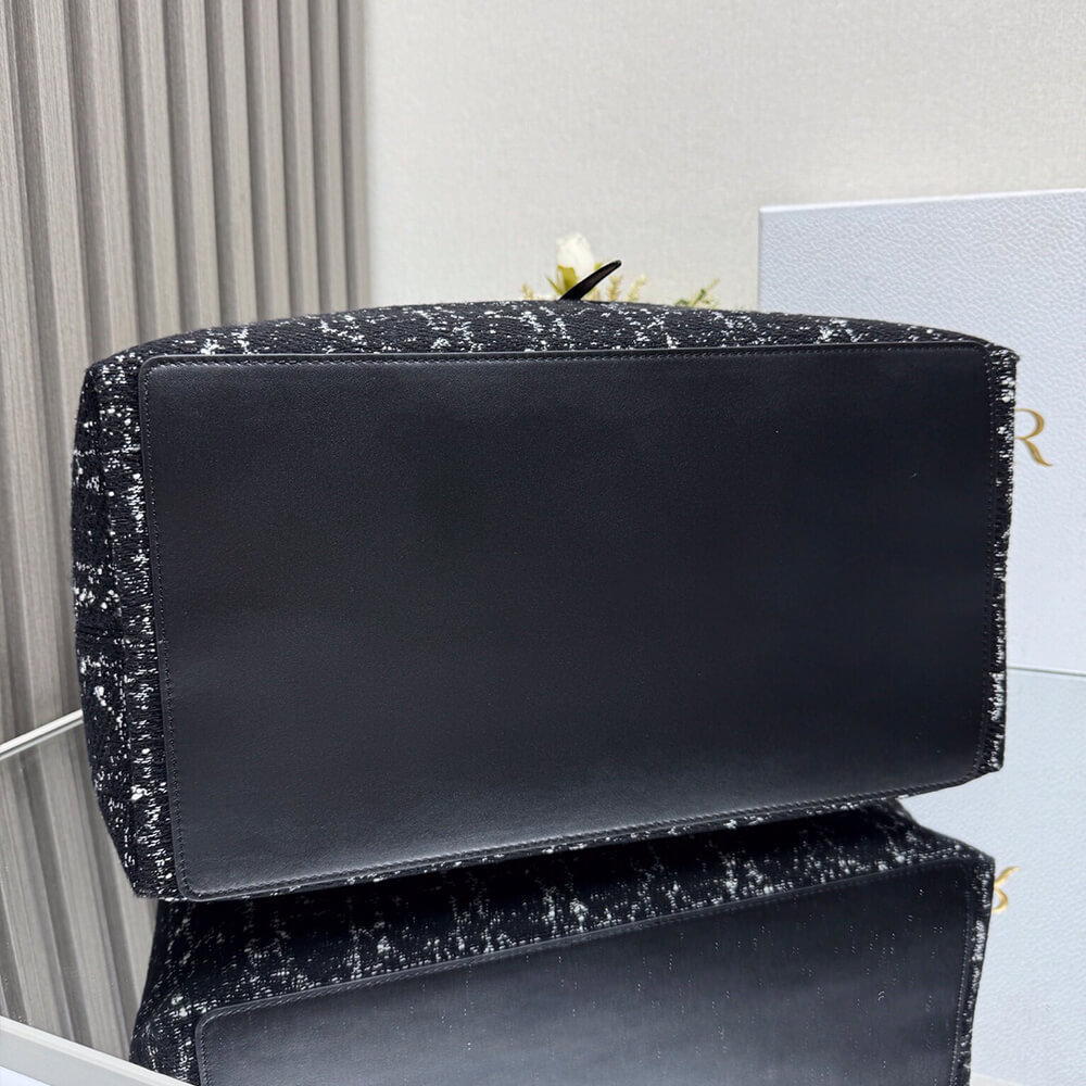 large D*or toujours bag